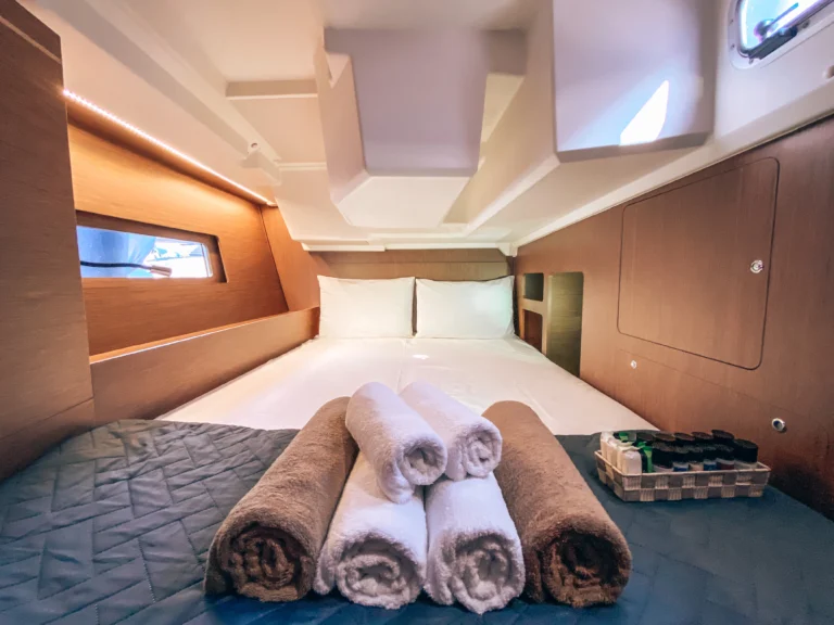 Beneteau Oceanis 46.1 - interior of the starboard aft cabin, spacious and comfortable cabin for charter in Greece