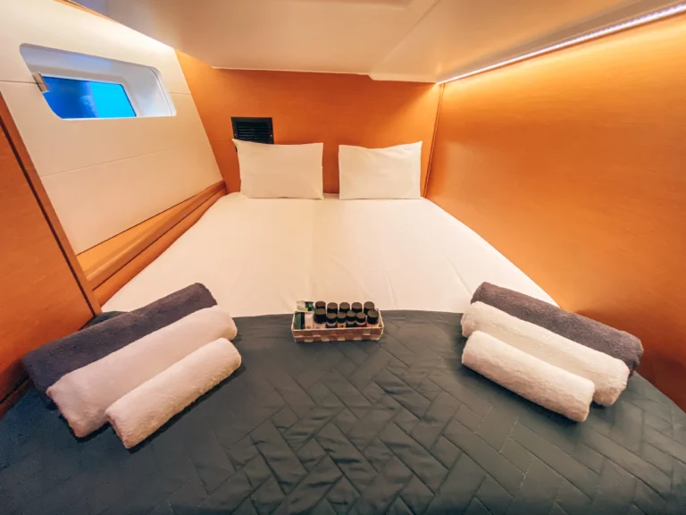 Jeanneau 54 Sea Force starboard aft cabin interior, charter yacht in Greece