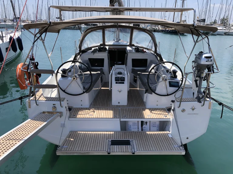 Jeanneau Sun Odyssey 410 Aquaholic cockpit view from stern, charter in Greece