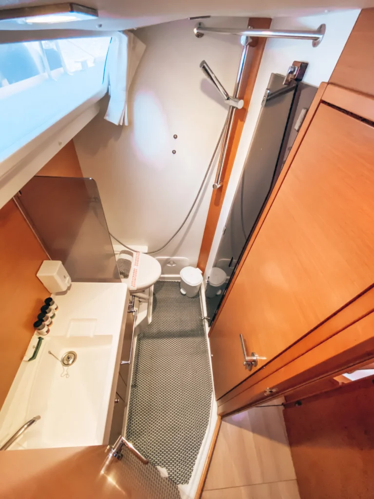 Jeanneau Sun Odyssey 509 Promise yacht bathroom with shower for charter in Greece